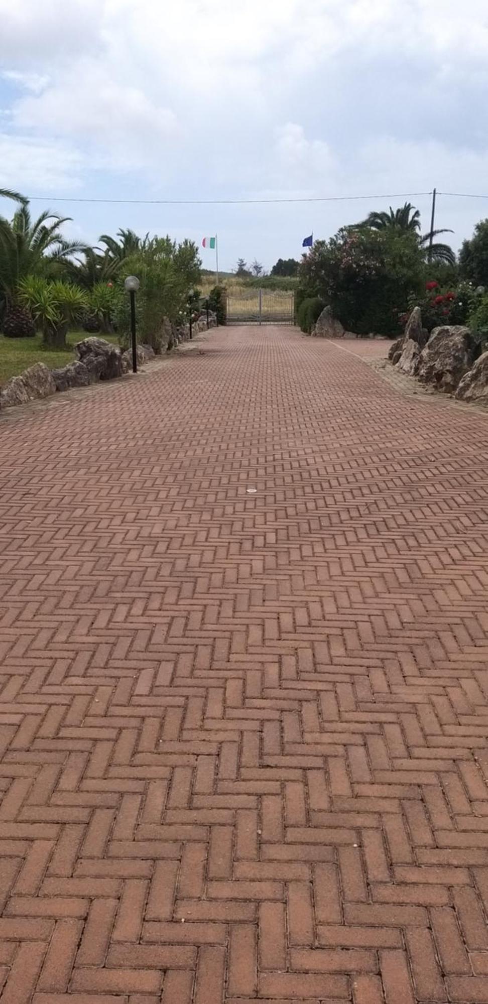 Villa Sorrentina Алгеро Екстериор снимка