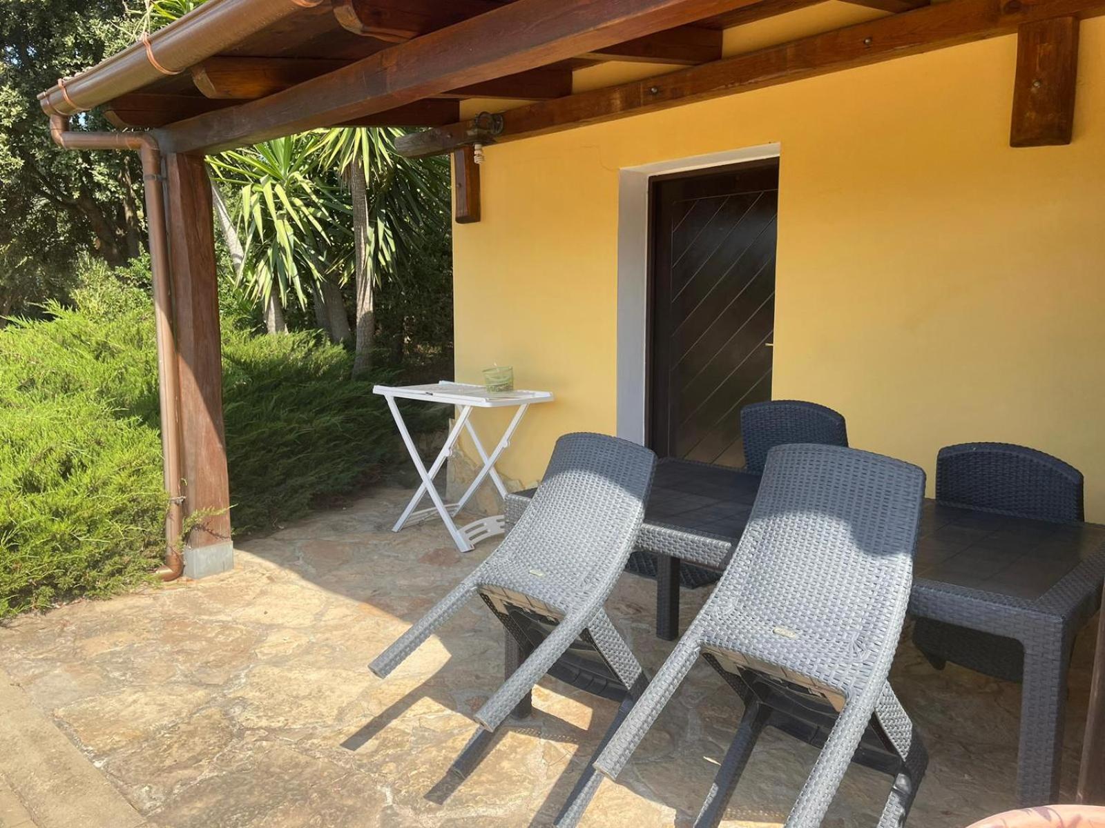 Villa Sorrentina Алгеро Екстериор снимка