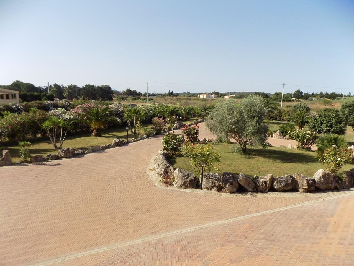 Villa Sorrentina Алгеро Екстериор снимка